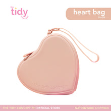 Load image into Gallery viewer, The Tidy Concept Heart Zip Bag
